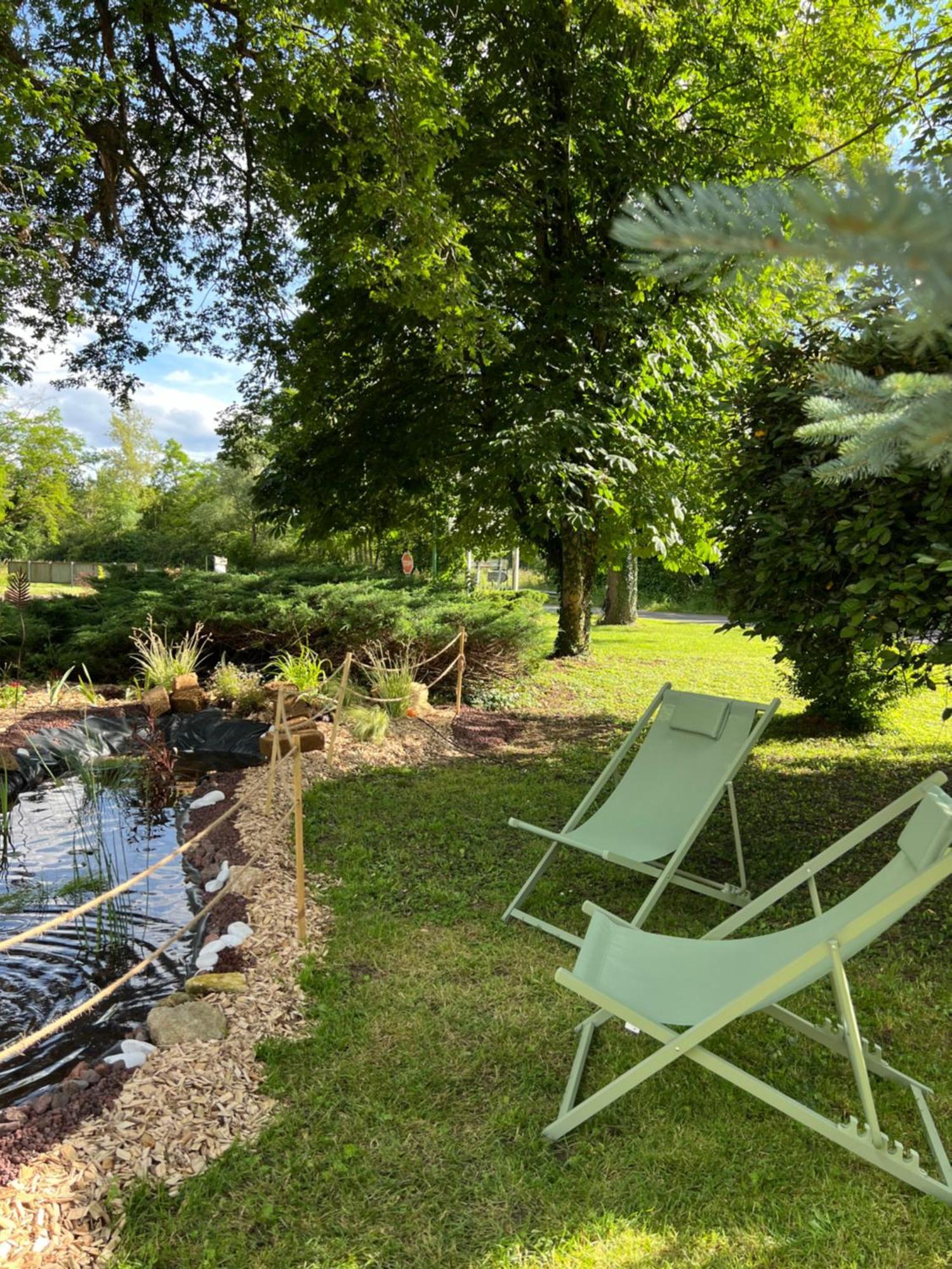 Motel Les Broussailles Mesves-sur-Loire ภายนอก รูปภาพ